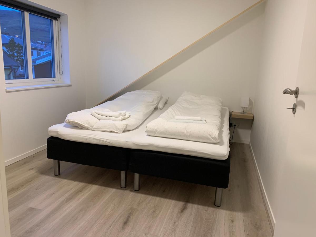 Spacious Apartment On N.P.Gota 8A, Klaksvík Exterior foto